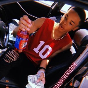 Meet your Posher, Jordan